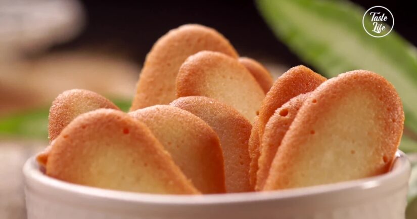 Langues de Chat | French Cat Tongue Cookies