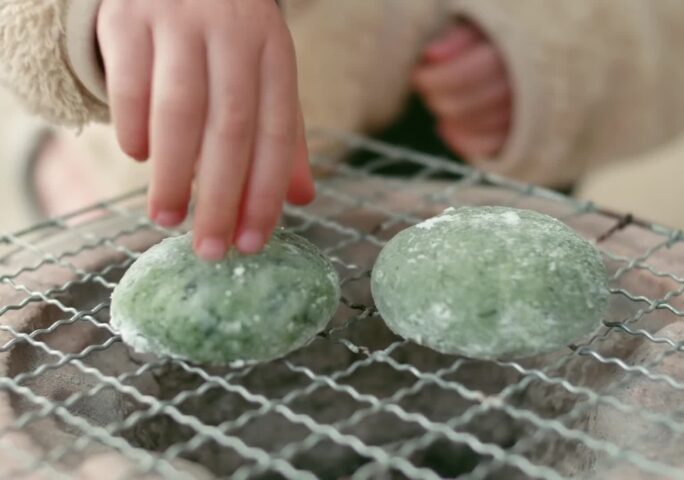 Scenes of Daily Life in the Japanese Countryside – How to Make Mochi & Recipe