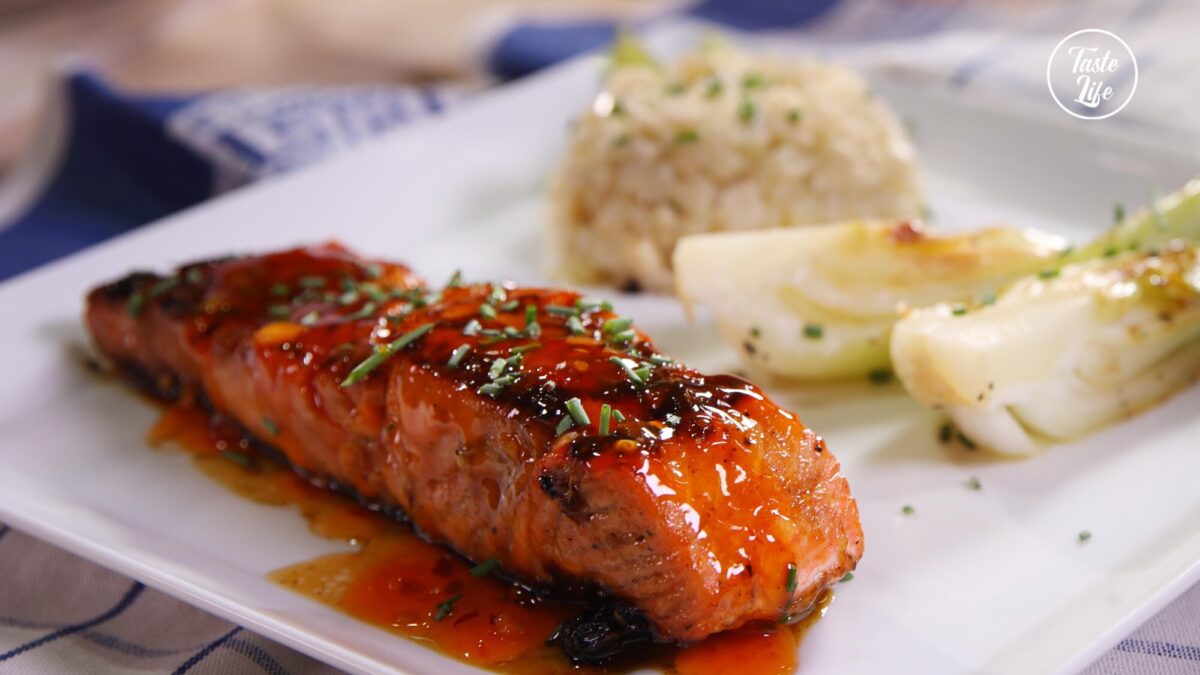 Sweet Thai Salmon With Cauliflower Rice | cooking | dinner | dinner ideas | Taste Life