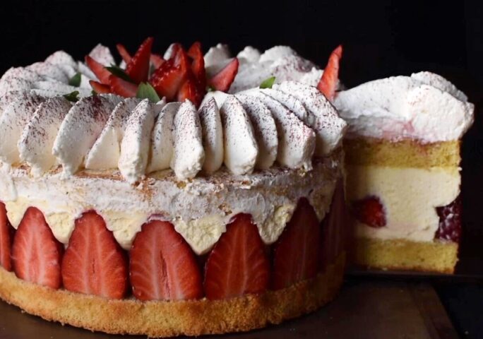 Fraisier Cake | French Strawberry Cake