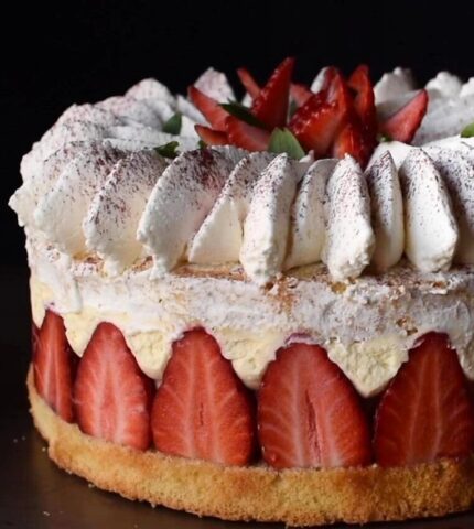 Fraisier Cake | French Strawberry Cake