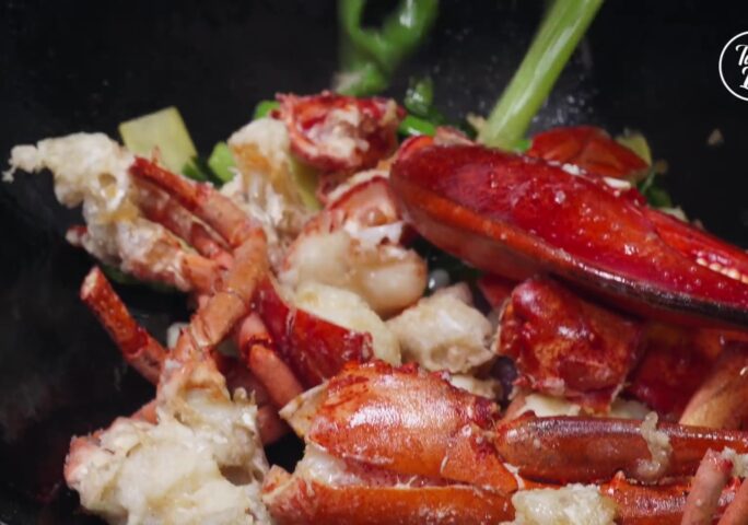 Cantonese Ginger Scallion Lobster Recipe (Copycat of Tang Cang Newport  Seafood) – FOOD is Four Letter Word