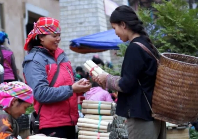 Rice in Bamboo Tubes | Northwestern Vietnam Market