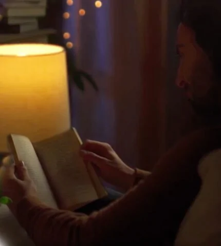 Six Minutes of Reading Before Bed Will Help You Sleep