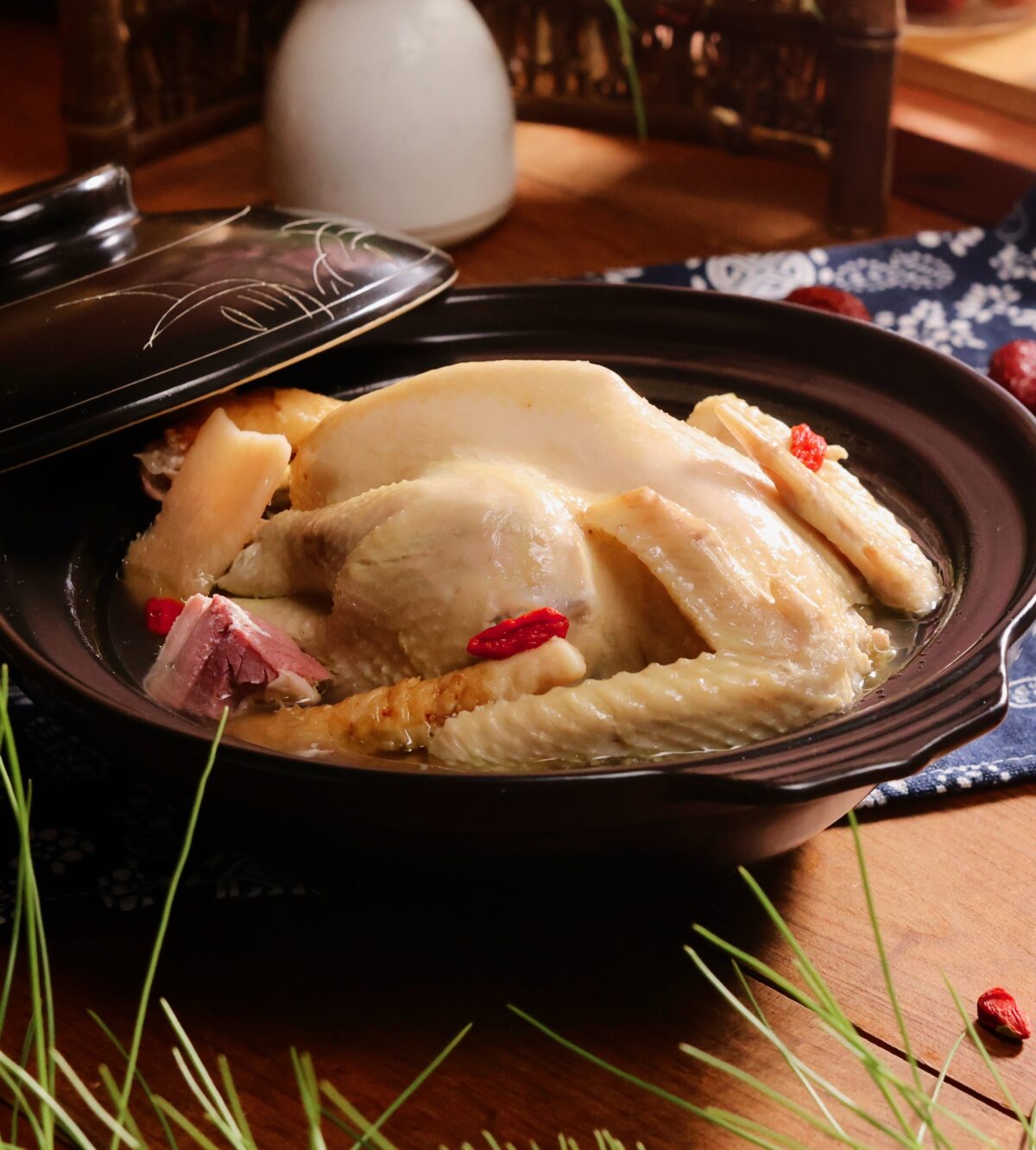 Whole Chicken Soup with American Ginseng soup chicken ginseng