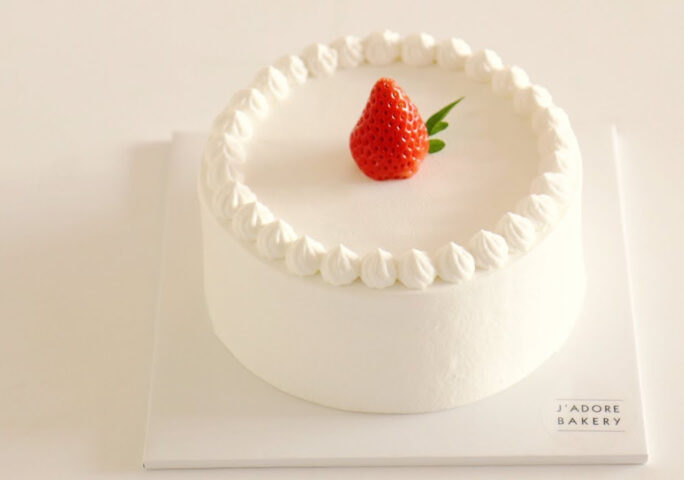 Super Yummy: Japanese style strawberry short cake recipe