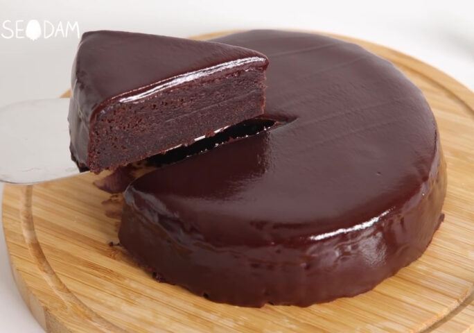 No oven sticky chocolate cake recipe