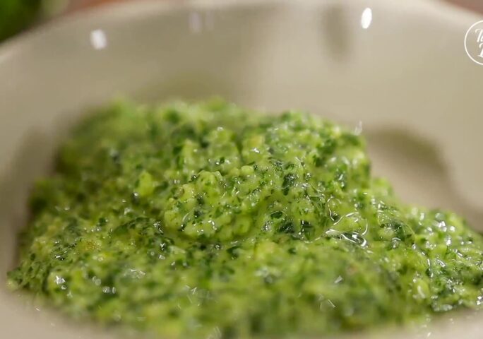 Step 1【Cilantro Pesto】
