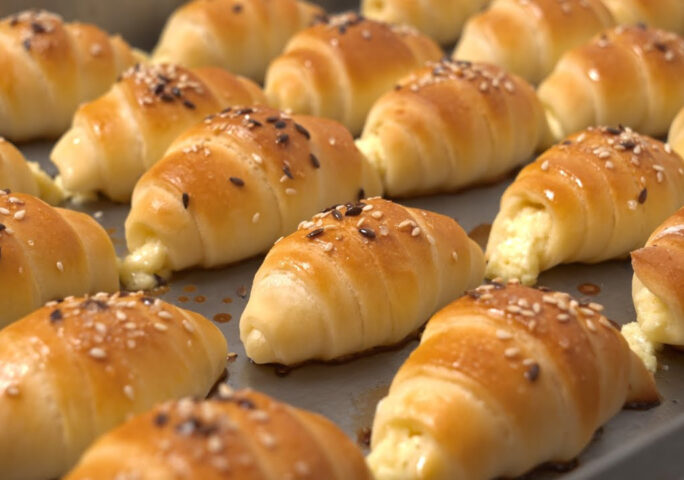 Homemade Cheese-Filled Rolls