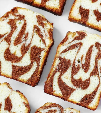 How to make a beautiful marbled appearance: Chocolate& Vanilla pound cake