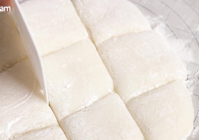 How to turn milk into a sweet and chewy snack in 5 minutes Taste