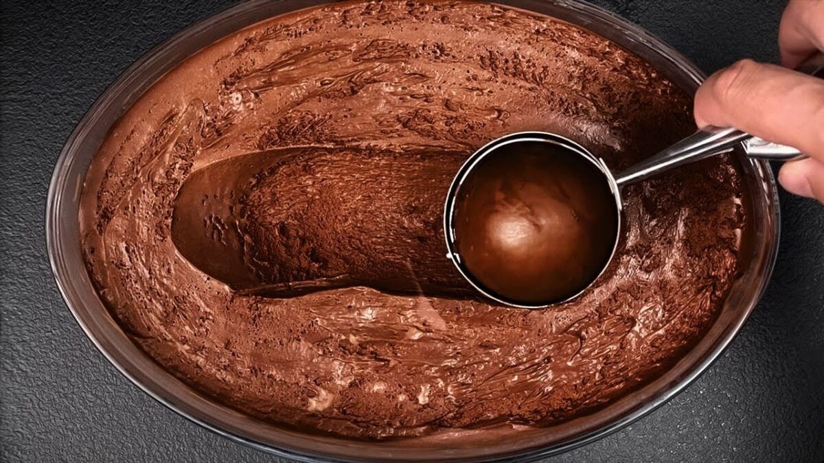 The tastiest homemade ice cream I have ever eaten! ONLY 3 INGREDIENTS