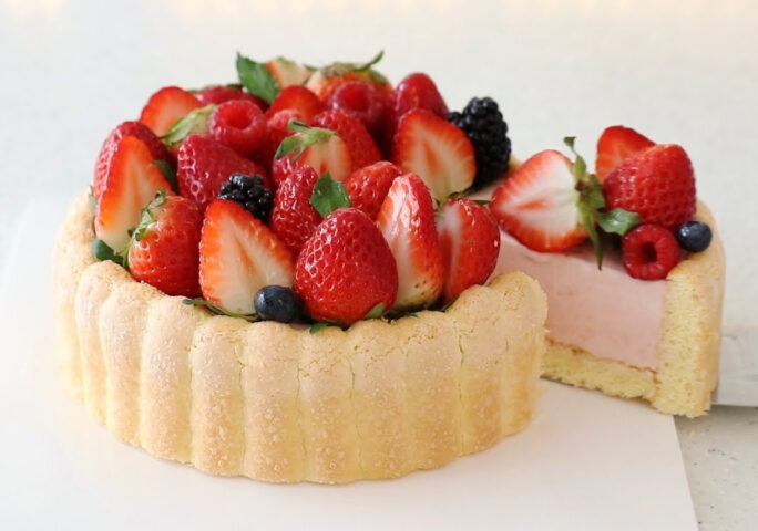Strawberry Charlotte Cake Recipe