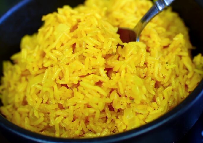 Easy Yellow Rice Recipe - Life Made Simple Bakes