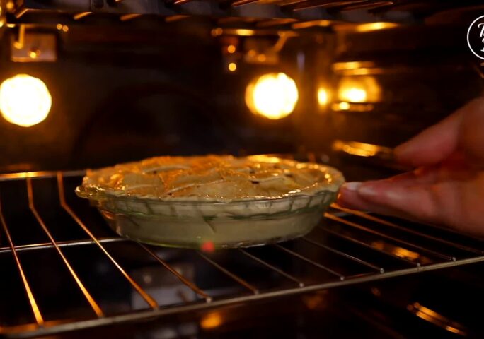 Disappearing Apple Pie recipe by Chefclub US original