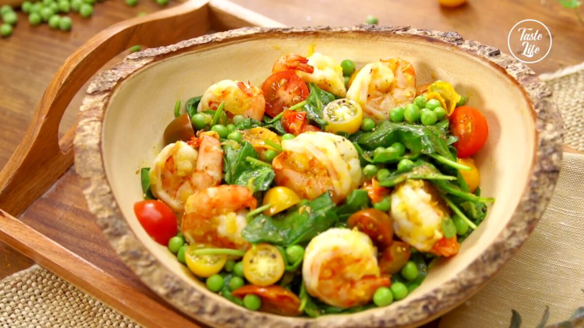 Spinach and Shrimp Salad | reduce stress