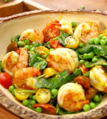 Spinach and Shrimp Salad