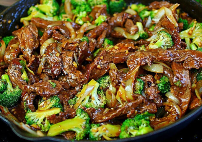 Steak and Broccoli Stir Fry Recipe (Easy Beef & Broccoli Stir Fry)