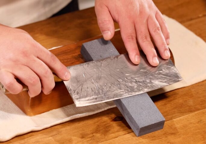 How To Keep Your Knife Sharp & Knife Safety