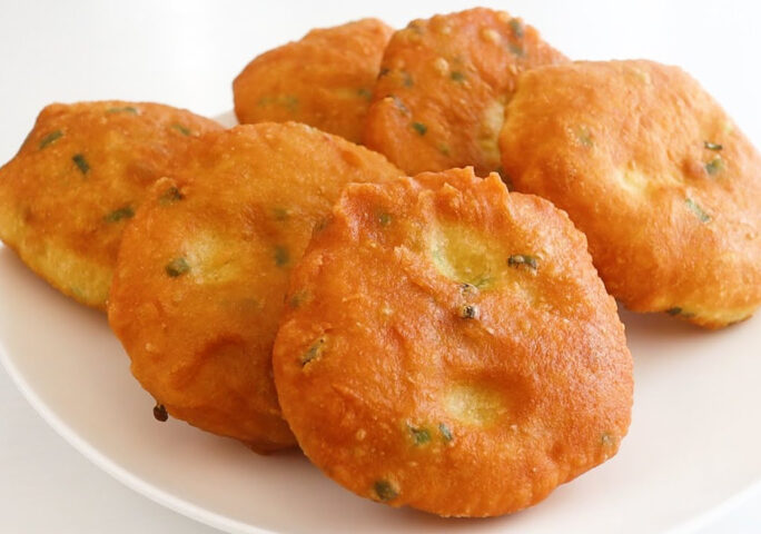 No Knead❗ Only 2 Minutes Dough❗ Easiest Donuts in the world!! Extremely Fluffy and Crispy!